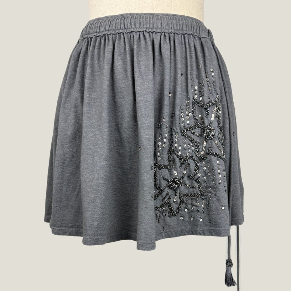 Y2K American Eagle Gray Mini Skirt with Beaded Sequins Star Embellishment